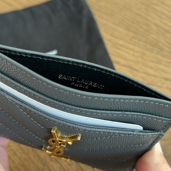❌SOLD❌NEW Saint Laurent Cassandre Matelasse Leather Card Holder - Storm - Picture 4 of 5